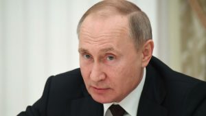 Путин поручил кабмину изменить условия промышленной ипотеки